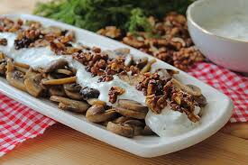 MEZE YOGURTLU MANTAR